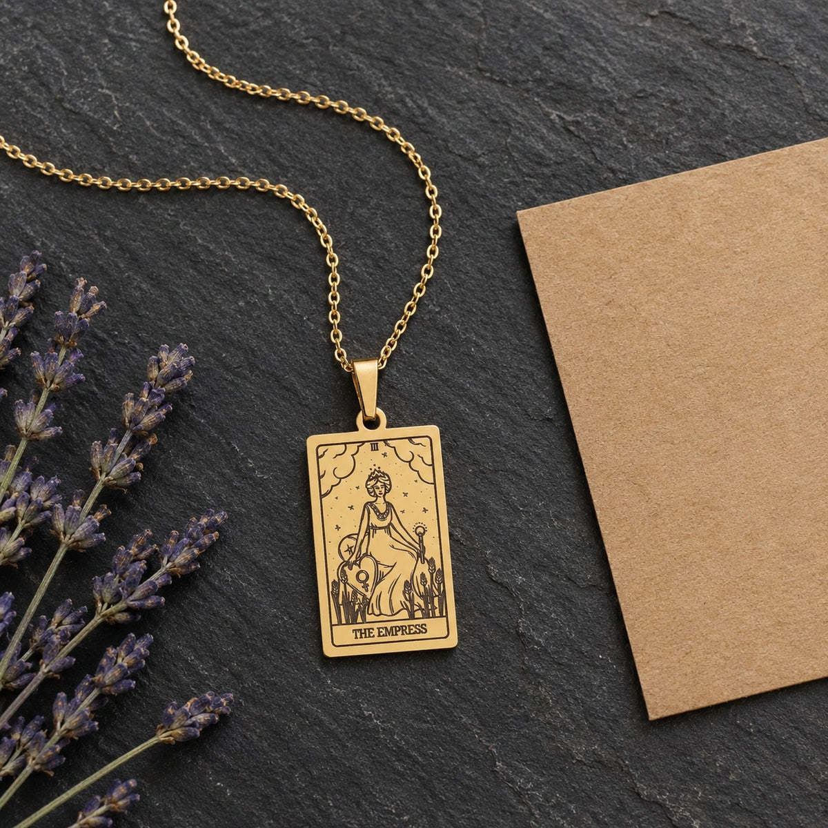 Tarot Card Amulet Choker - what's in the box